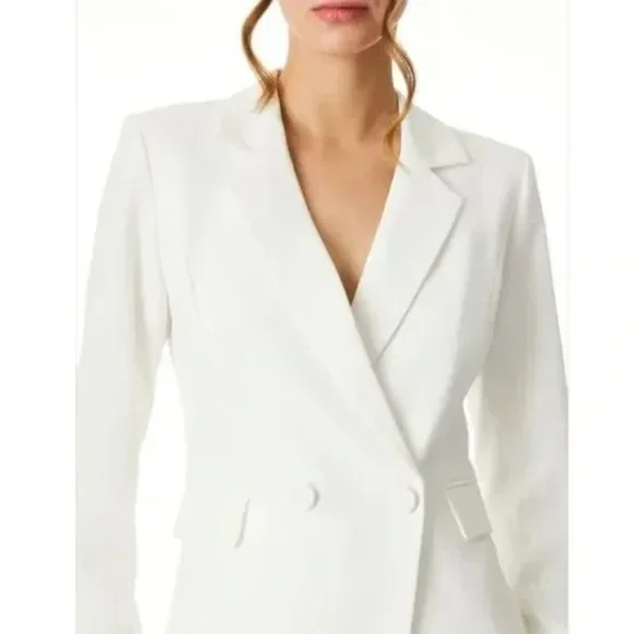 NWT Alice + Olivia Kyrie White Tuxedo Skort Romper - Size 2 - Picture 5 of 13